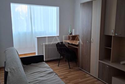 Garsonieră decomandată în Iris