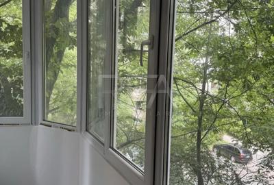 Garsonieră decomandată de vânzare | 41,6 mp total | Metrou la 5 minute - 7