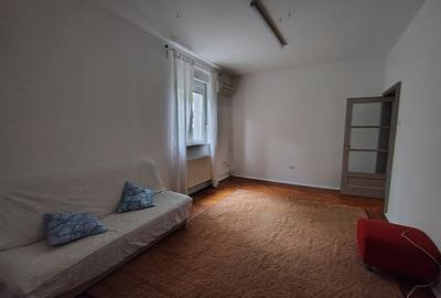 Bucurestii Noi, metrou, apartament cu 3 camere decomandate, spatios 80 mp - 2