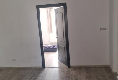 Casa de inchiriat/ Pretabila firma/ aproape de metrou - 8