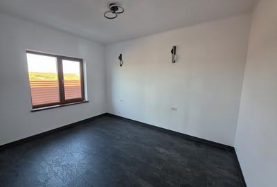 Exclusivitate! Casa cocheta la sol, 3 camere, finisaje premium, partea dreapta! - 8