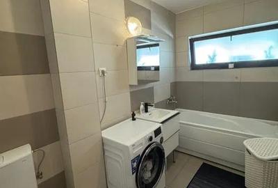 Alzza Real Estate  Apartament 3 camere de vanzare, 61 mp utili, balcon inchis, - 1