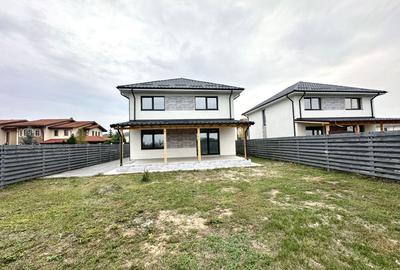 Casă individuală cu 5 camere în Corbeanca