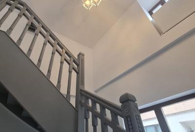 VANZARE AP  7 CAM  DUPLEX IN VILA - 1