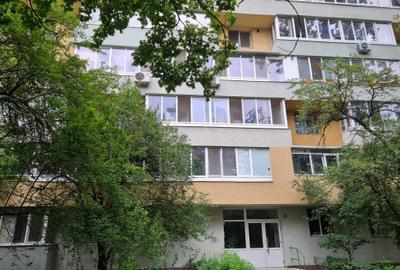 Apartament de vanzare - 2 camere- Drumul Taberei, Str Sibiu. Nr 1