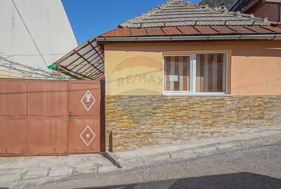 Casă  individuală cu 3 camere, Schei - 12