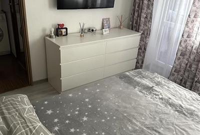 Apartament cu 3 camere decomandat în Lipovei