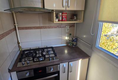 Exclusivitate-Tomis Plus,apartament 3 camere, et.3/5, lift, mobilat-utilat,boxa - 12