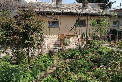 Vânzare teren + casă demolabilă ,Sector 1 - 11