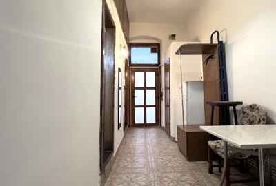 Apartament cu 1 camera,  43mp, etaj 2 - zona Centrala - 5