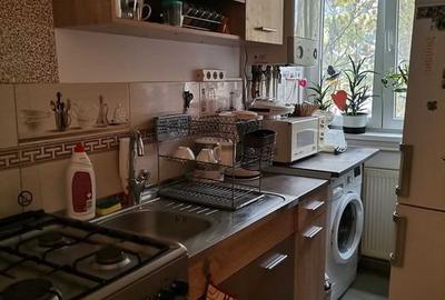 Apartament 2 camere , zona  Cetate , etaj 02