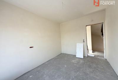 COMISION 0% Triplex cu 4 camere de vanzare in localitatea Sacalaz, zona Centrala - 14