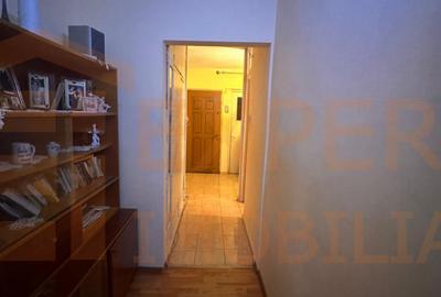 Apartament 4 camere de vanzare, in zona Tomis Nord - Constanta - 6