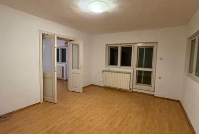 Birou, 100 mp în Unirii