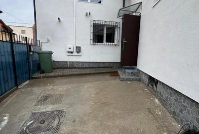 Gara de nord-vila singur curte,5 cam 140 mp,ideal firma,1100 euro - 2