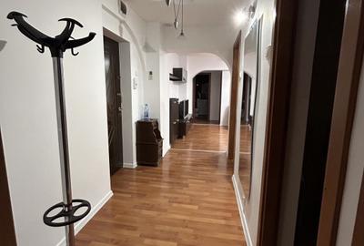 Spre închiriere apartament 3 camere - 7