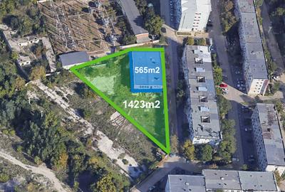 Teren + clădire de vânzare - 1