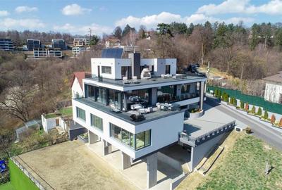 Apartament premium de 3 camere la vila zona Drumul Poienii - 1