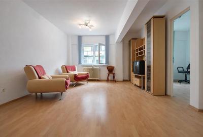 Apartament la etajul 1 cu 4 camere in Vasile Aaron - 1