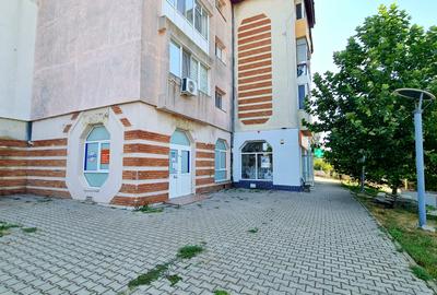 Techirghiol -Centru, spatiu comercial 75 mp situat la parter de bloc - 1