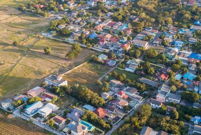 Teren Construcții intravilan de 20000 mp, în Nojorid