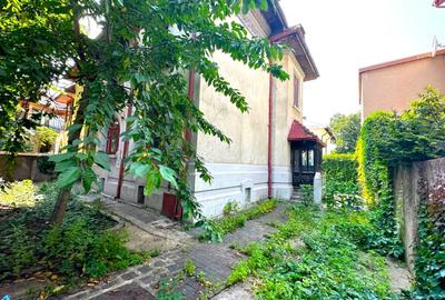 OPORTUNITATE! Vila pe strada EXCLUSIV de case , curte compacta, Kiseleff - 1