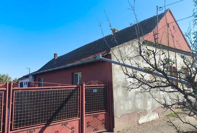 CASA DE VANZARE IN CENAD - 1