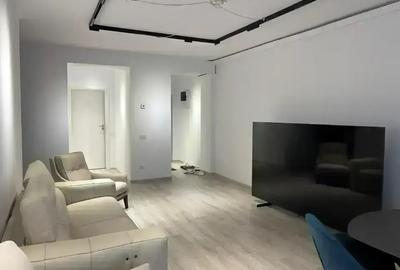 Apartament cu 3 camere decomandat, mobilat în Pipera