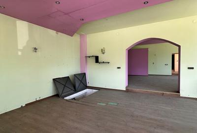 Spatiu comercial - COMARNIC - 20