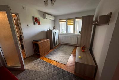 2 Camere | Bd Traian Vuia | Micro 38|Semidec | stradal |Centrala proprie|Mobila - 2