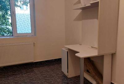 Garsonieră semidecomandată în Baicului