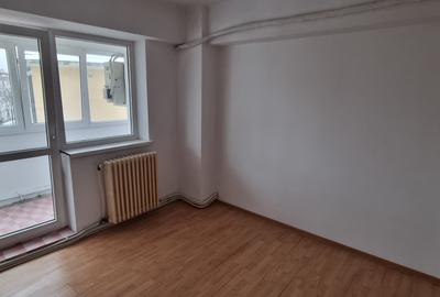 Apartament 4 camere zona Rapsodia cu garaj - 2