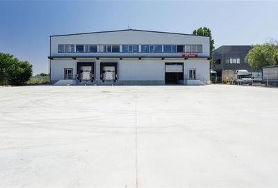 Spațiu industrial, de 2,100 mp, în Central