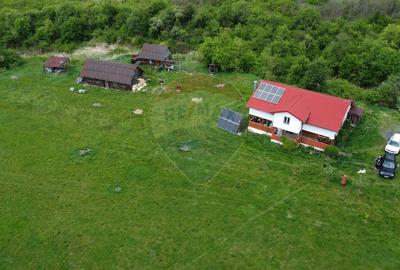 Proprietate OFF-GRID 5,76 Ha. Casa tradiționala lemn. Limită Cluj - 13