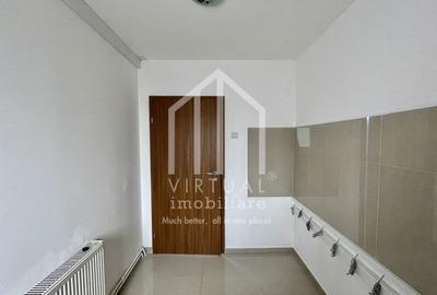 Spatiu de inchiriat, 2 camere - Strand - 5