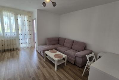 Inchiriere garsoniera semidecomandata,PRIMA INCHIRIERE,metrou Aparatorii Patriei - 12