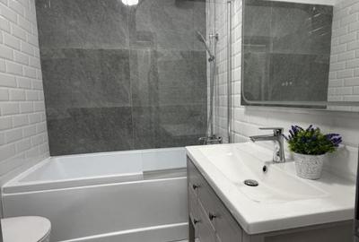 Apartament 3Camere Renovat Recent Totul Nou  Lujerului Militari - 2