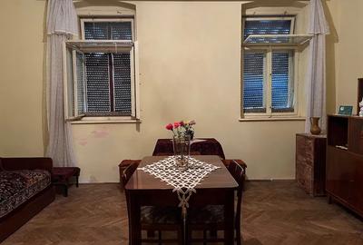 Casa 3 camere, 60 mp utili + 30 mp pivnita, zona Piata Cluj