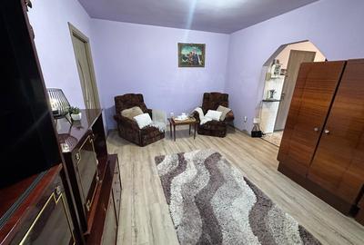 OPORTUNITATE !!! 3 CAMERE MANASTUR STR MEHEDINTI CU LOC DE PARCARE , 60 MP - 10
