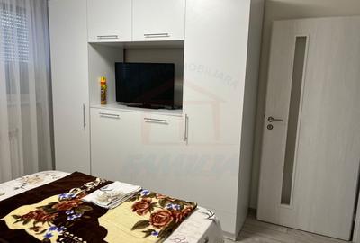 De închiriat apartament 2 camere  | Micro 18 | 🏢 - 4