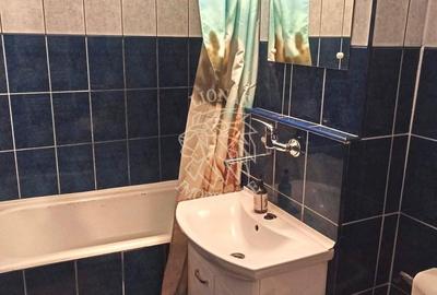 Apartament decomandat 3 camere 68 mp+balcon-parcare-Imparat Traian - 7