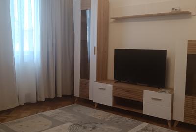 Bd Tomis Rovere 3 camere decomandate totul nou -primul chirias -Termen Lung