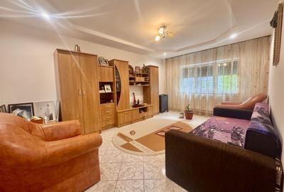 Apartament 2 camere, Decomandat, Etaj 2 - 2