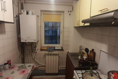 Apartament  cu 3 camere, semidecomandat,  situat la parter, în zona Tomis Nord - 4