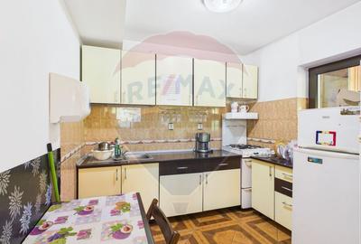 Pensiune/casa montană 9 camere în Dâmbovicioara, comision 0% - 3