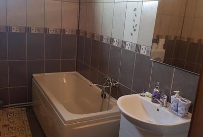 CASA DE VANZARE ZONA BRADU PITESTI - 10