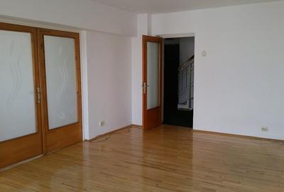 INCHIRIERE DUPLEX 4 CAMERE, Bdul. Unirii 71, NEMOBILAT FINISAT LUX - 4