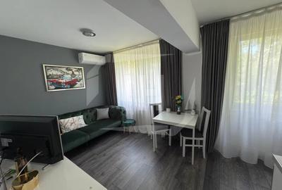 Apartament cu 2 camere semidecomandat, mobilat în Iris