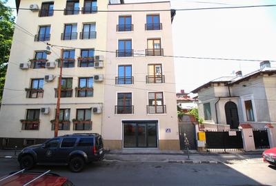 Spațiu comercial, de 67.40 mp, în Dacia