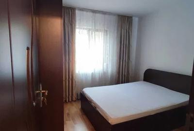Apartament cu 2 camere semidecomandat, mobilat în Dacia